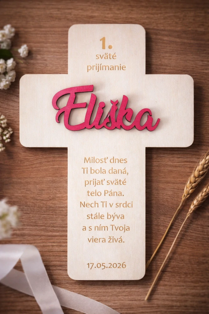 Drevený krížik na prvé sväté prijímanie